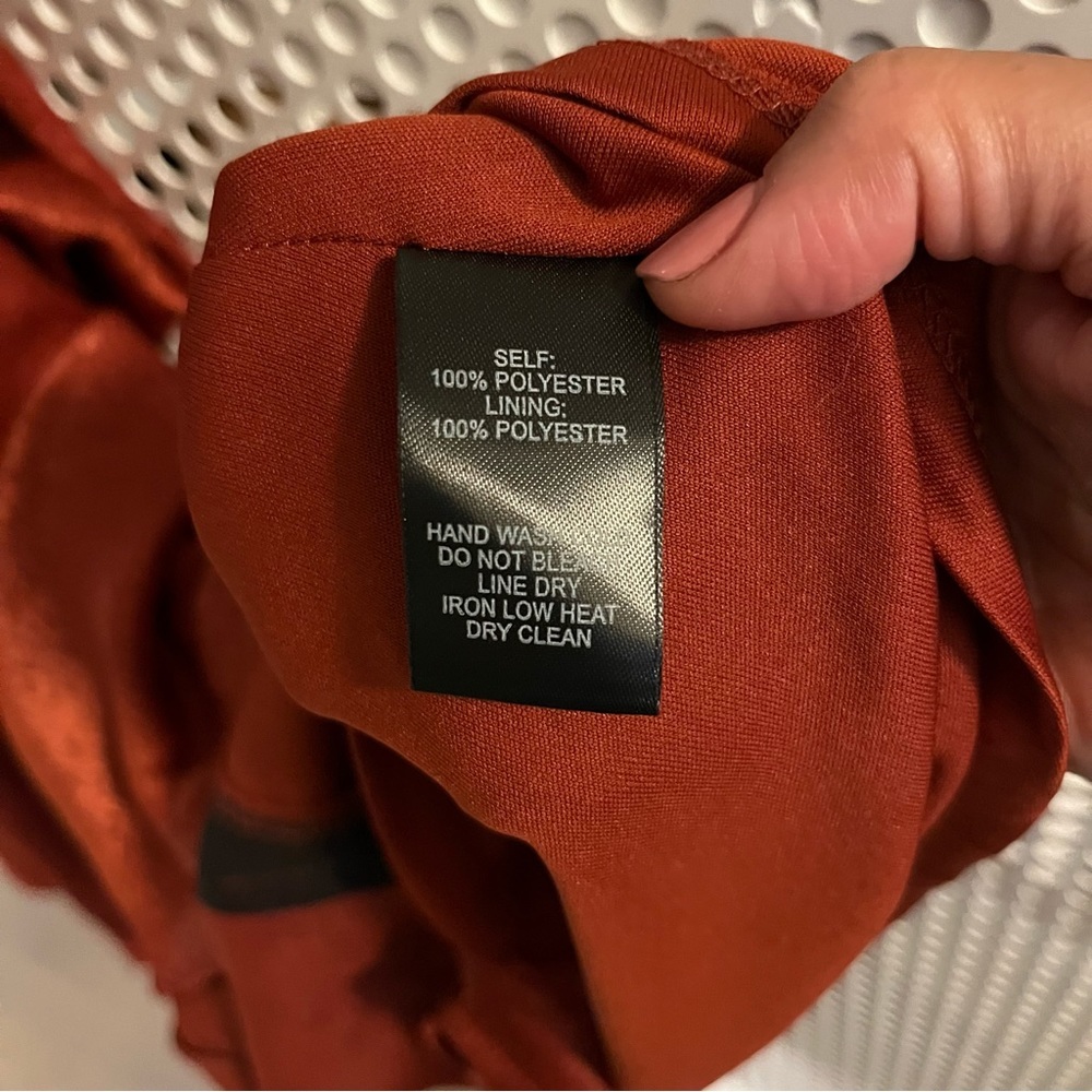 Lulu’s Maribel Midi Dress Satin Effect Open Back Size Large in Rust Orange NWT - Picture 7 of 13